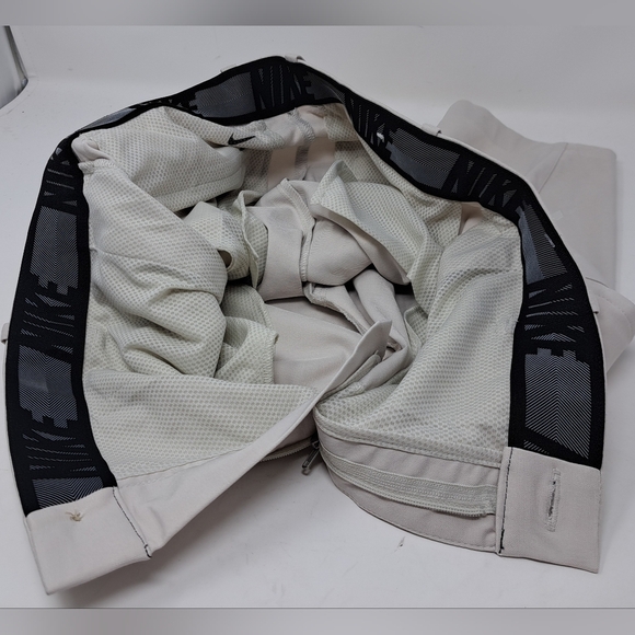 NEW Nike Men's Golf Shorts Flex Dri-Fit Bone Size 30W Actual 31 x 10.5" Inseam - Picture 6 of 13